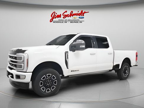 Used 2024 Ford F250 Platinum AWD/4WD image 2