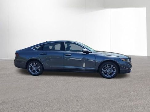 Used 2024 Honda Accord EX image 10