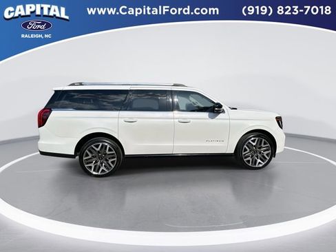 Certified 2025 Ford Expedition Max Platinum w/ Platinum Ultimate Package AWD/4WD image 9