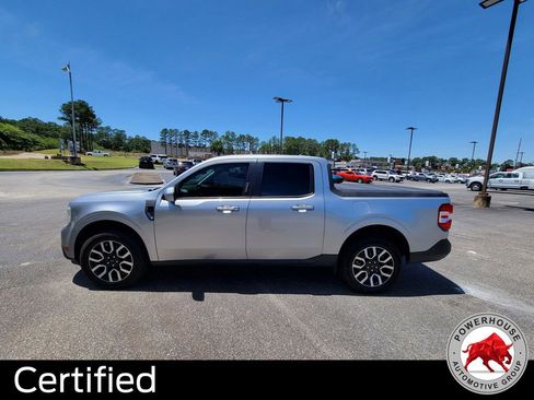Used 2022 Ford Maverick Lariat w/ Lariat Luxury Package FWD image 3