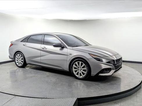 Used 2023 Hyundai Elantra N Line image 9