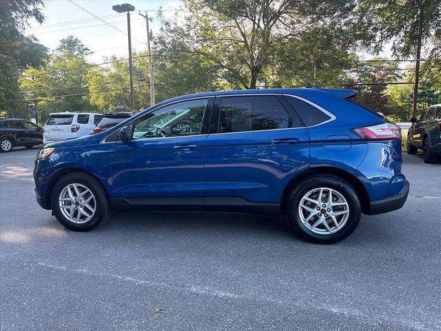 Used 2024 Ford Edge SEL AWD/4WD image 8