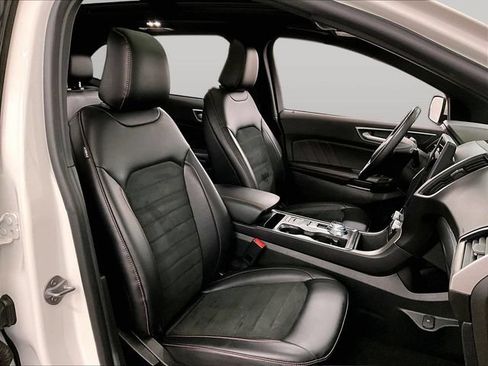 Used 2023 Ford Edge ST-Line AWD/4WD image 7