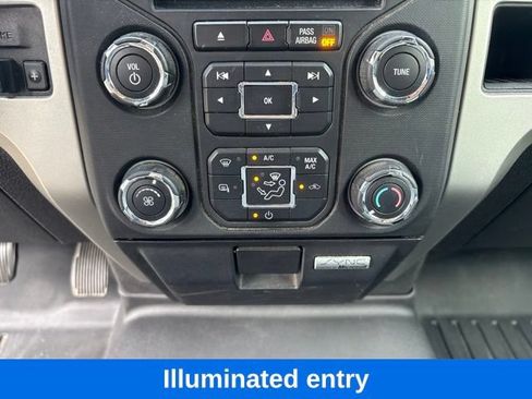 Used 2014 Ford F150 XLT w/ Equipment Group 302A Luxury AWD/4WD image 10