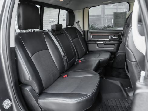 Used 2016 RAM 1500 Laramie w/ Convenience Group AWD/4WD image 37