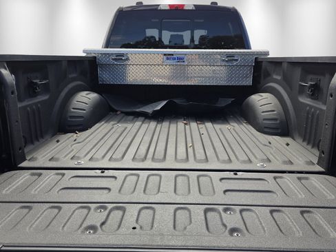 Used 2020 Ford F250 Platinum w/ FX4 Off-Road Package image 7