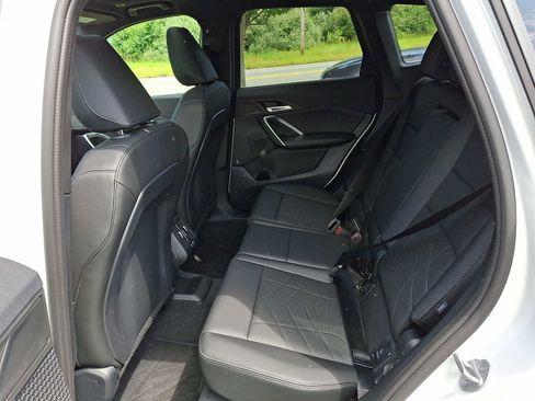 Used 2025 BMW X1 xDrive28i w/ Convenience Package AWD/4WD image 11