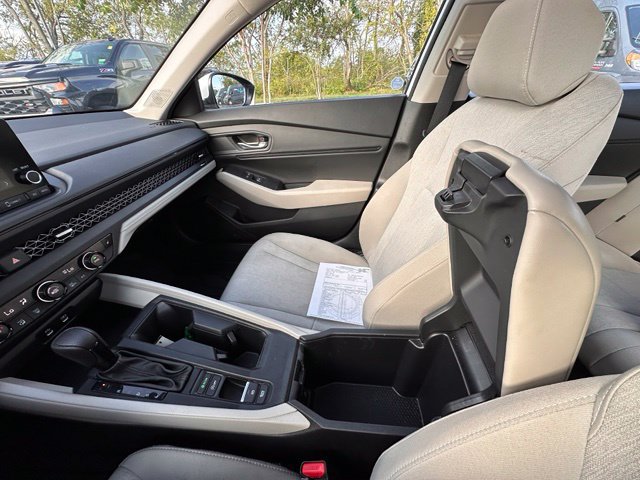 Used 2024 Honda Accord EX image 25