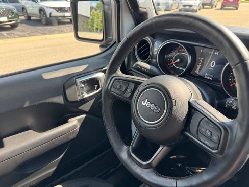 Used 2020 Jeep Wrangler Unlimited Sport AWD/4WD image 18
