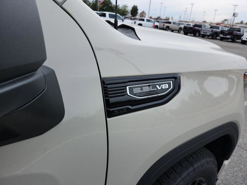 New 2026 GMC Sierra 1500 Pro w/ Graphite Edition image 7