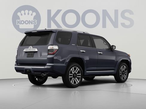 Used 2016 Toyota 4Runner Limited AWD/4WD image 4