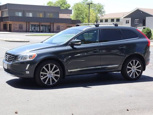Used 2015 Volvo XC60 T5 AWD/4WD image 10