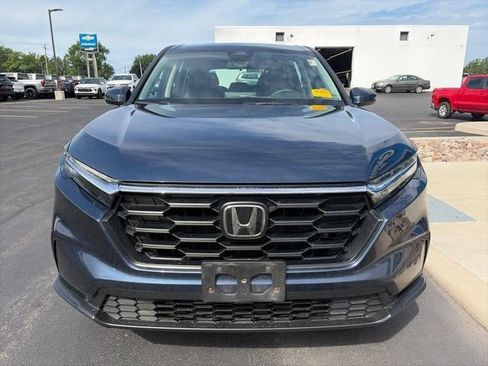 Used 2024 Honda CR-V LX image 4