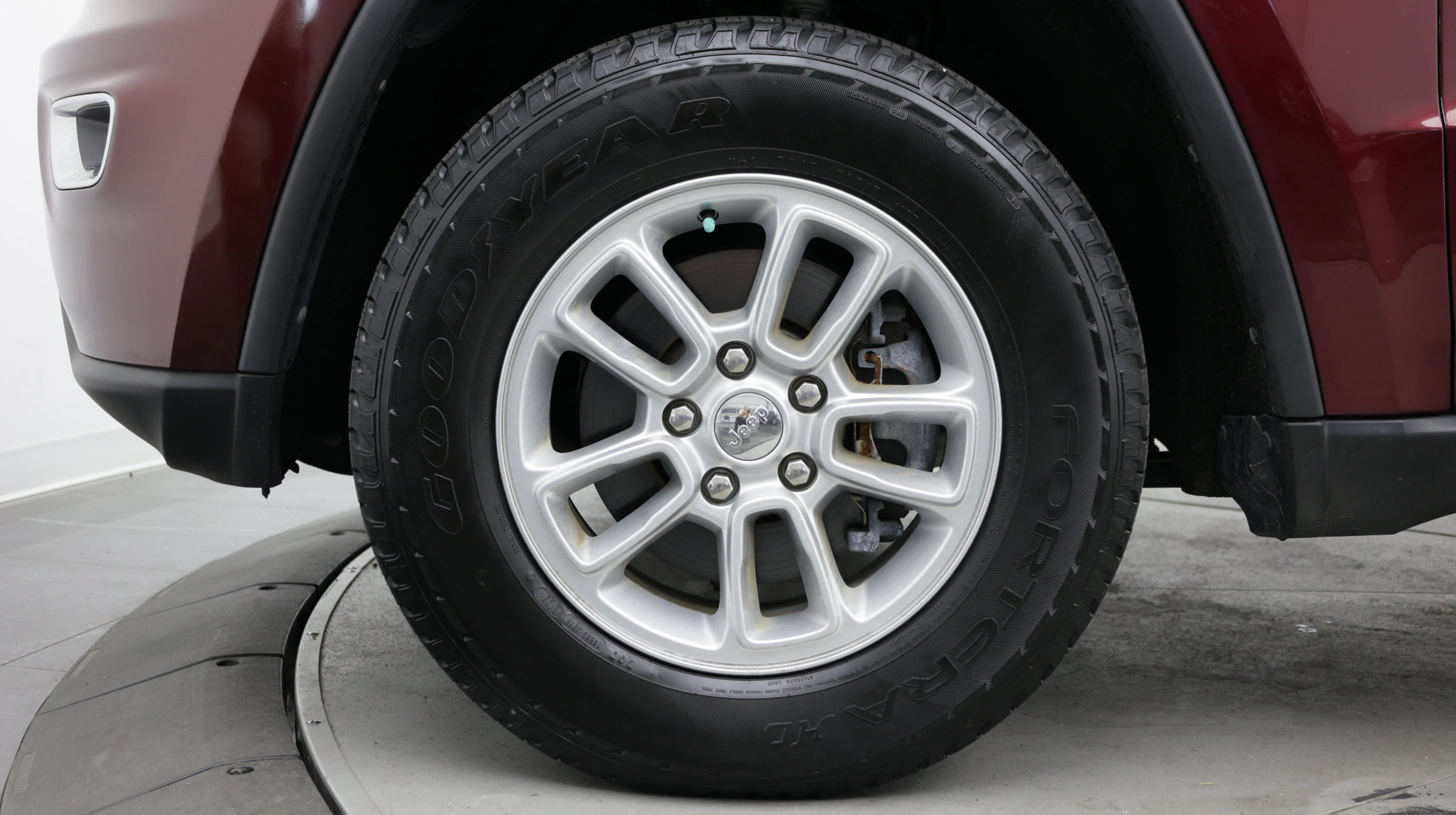 Used 2019 Jeep Grand Cherokee Laredo RWD image 10