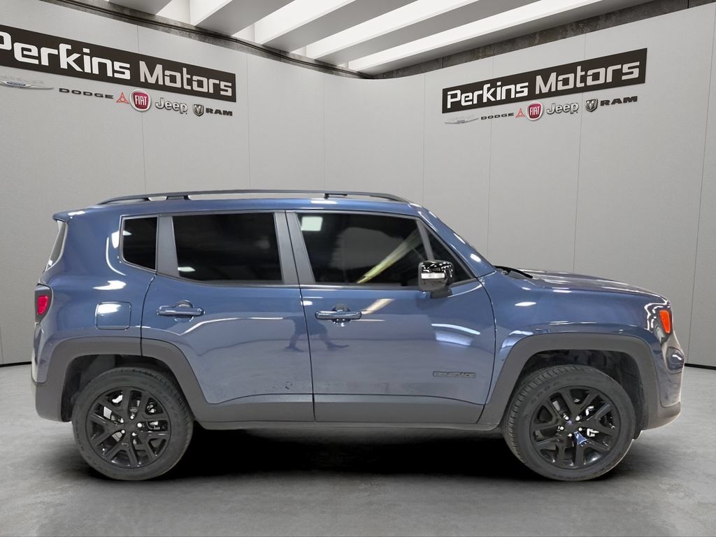 Certified 2023 Jeep Renegade Altitude w/ Convenience Group I AWD/4WD image 8