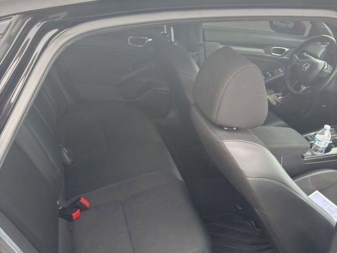 Used 2025 Honda Civic Sport image 6