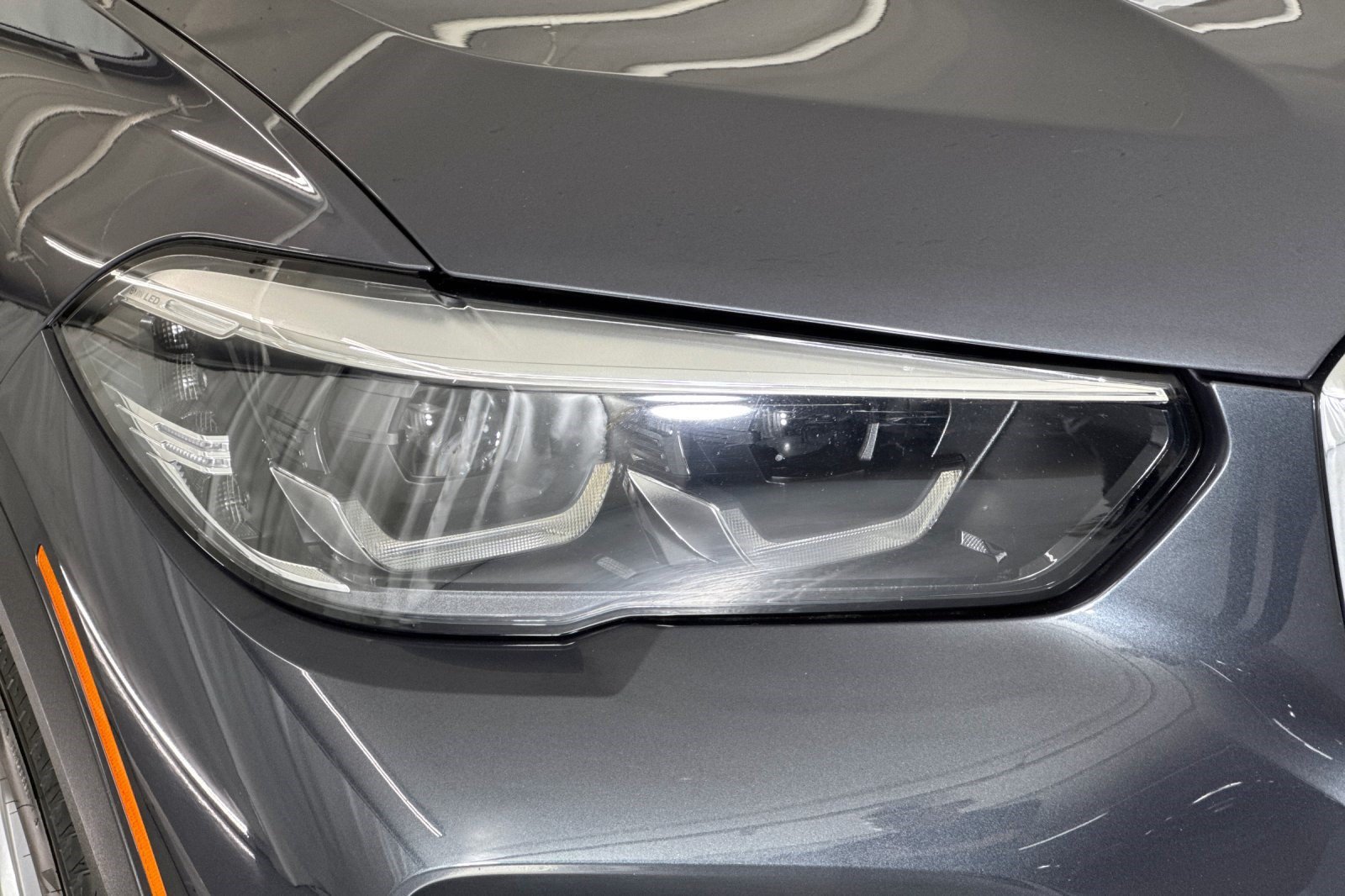 Used 2019 BMW X5 xDrive40i w/ Convenience Package AWD/4WD image 12