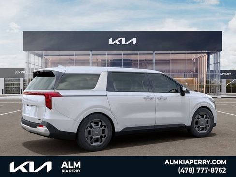 New 2026 Kia Carnival EX FWD image 6