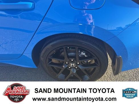 Used 2025 Honda Civic Sport image 10