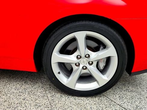 Used 2015 Chevrolet Camaro SS RWD image 9