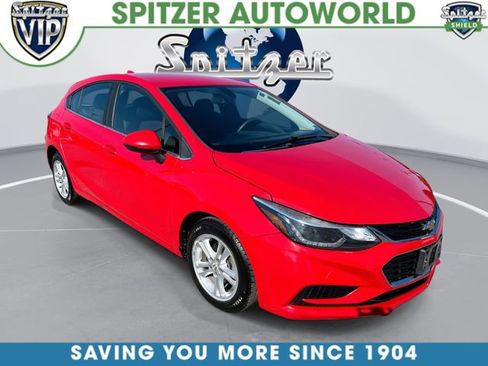 Used 2018 Chevrolet Cruze LT w/ Convenience Package FWD image 1