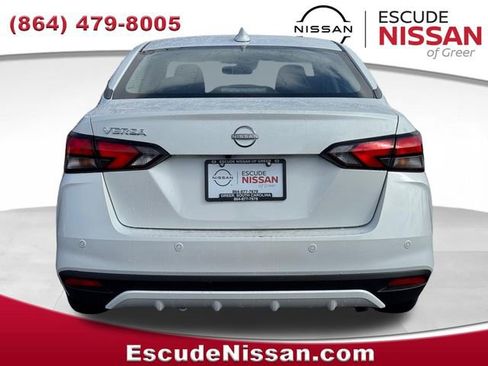 New 2025 Nissan Versa SV w/ Trunk Package FWD image 4