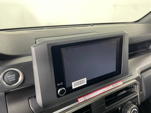New 2026 Toyota 4Runner SR5 AWD/4WD image 5