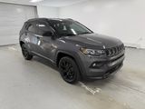 Used 2024 Jeep Compass Latitude w/ Convenience Group image 3
