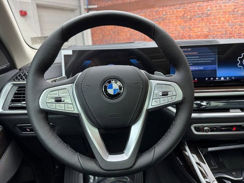 New 2026 BMW X7 xDrive40i image 14