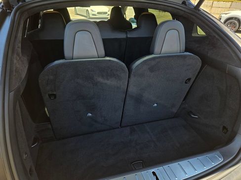 Used 2018 Tesla Model X 75D AWD/4WD image 34