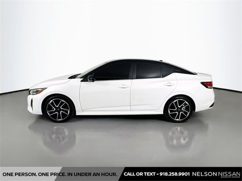 Certified 2024 Nissan Sentra SR image 8