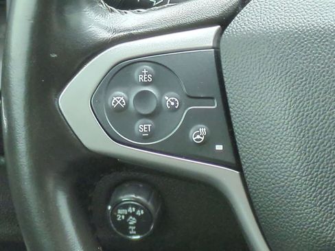 Used 2019 Chevrolet Colorado ZR2 w/ Colorado ZR2 Bison Edition AWD/4WD image 23