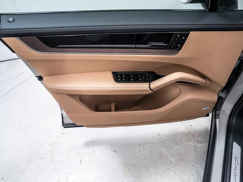 New 2026 Porsche Cayenne S image 26