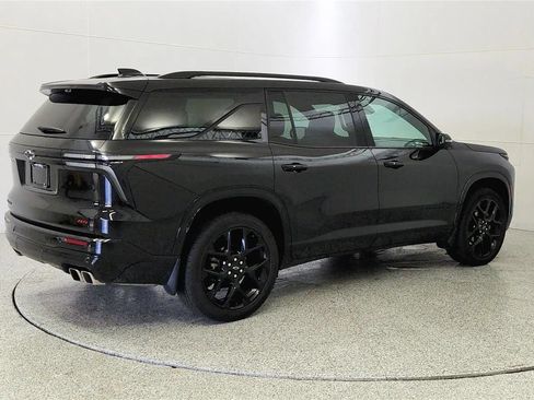 Used 2024 Chevrolet Traverse RS FWD image 7