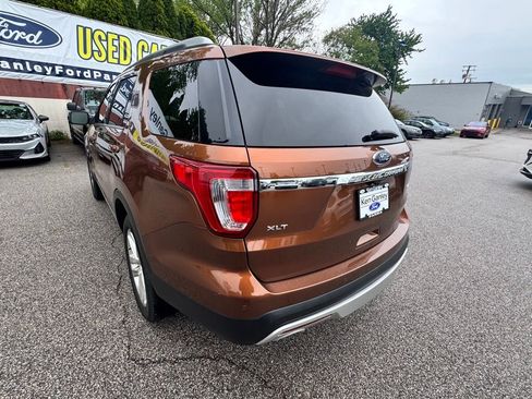 Certified 2017 Ford Explorer XLT w/ Equipment Group 202A AWD/4WD image 3