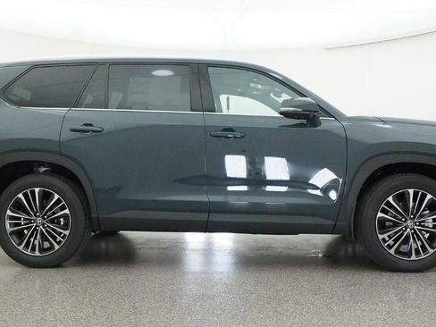 New 2026 Toyota Grand Highlander AWD Hybrid image 27