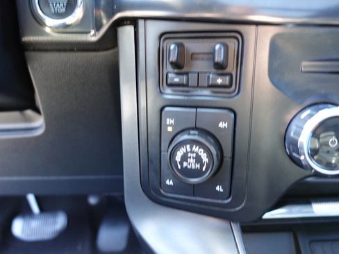 Used 2024 Ford F150 Lariat w/ Equipment Group 502A High image 53