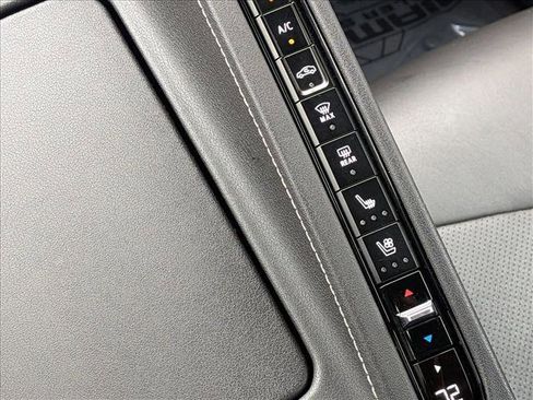 Used 2021 Chevrolet Corvette Stingray Preferred Conv w/ Z51 Performance Package image 17