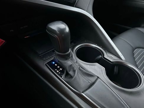 Used 2021 Toyota Camry SE image 27