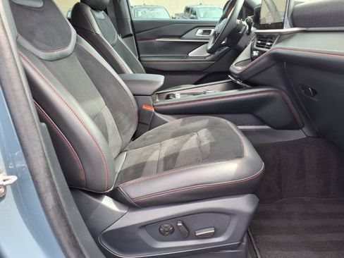 Certified 2025 Ford Explorer ST AWD/4WD image 11