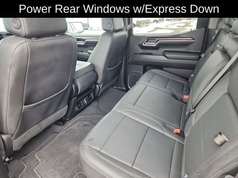 Used 2024 GMC Sierra 1500 SLT image 25