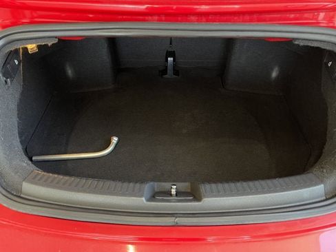 Used 2018 Volkswagen Beetle 2.0T SE FWD image 20