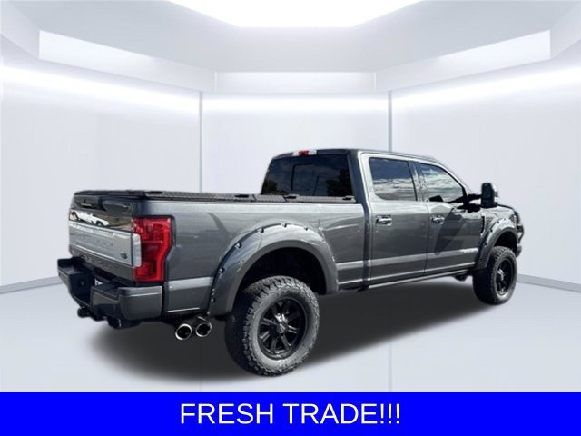 Used 2019 Ford F250 Platinum w/ Platinum Ultimate Package AWD/4WD image 3