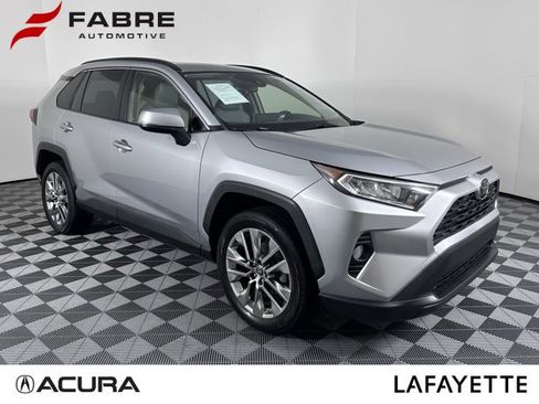 Used 2019 Toyota RAV4 XLE Premium image 1