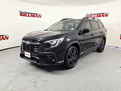 Used 2025 Subaru Ascent Bronze Edition image 3