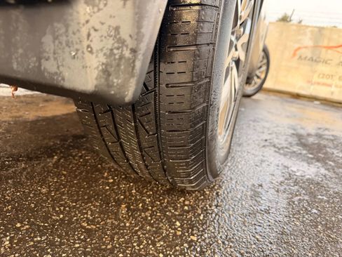 Used 2019 GMC Acadia SLE w/ Driver Alert Package I image 42