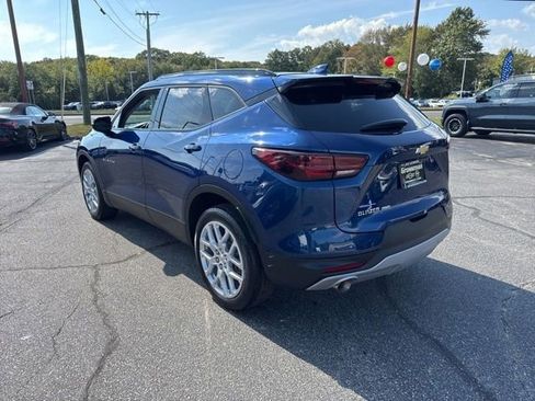 Used 2023 Chevrolet Blazer LT AWD/4WD image 6