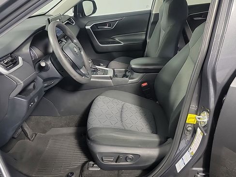 Used 2020 Toyota RAV4 XLE w/ All Weather Liner Package AWD/4WD image 18