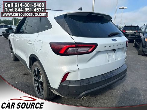 Used 2025 Ford Escape ST-Line Select w/ Tech Pack #2 AWD/4WD image 6