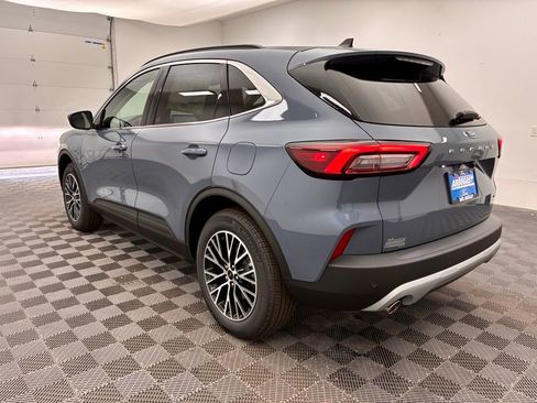 New 2026 Ford Escape SE image 11